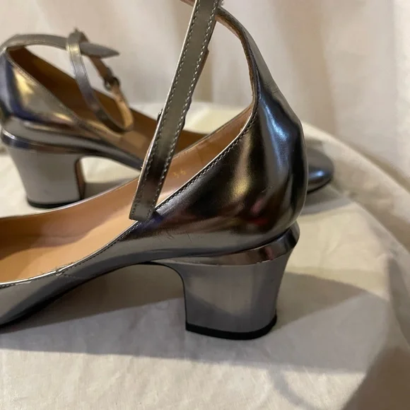 Valentino Garavani Silver Heels - Picture 7 of 9